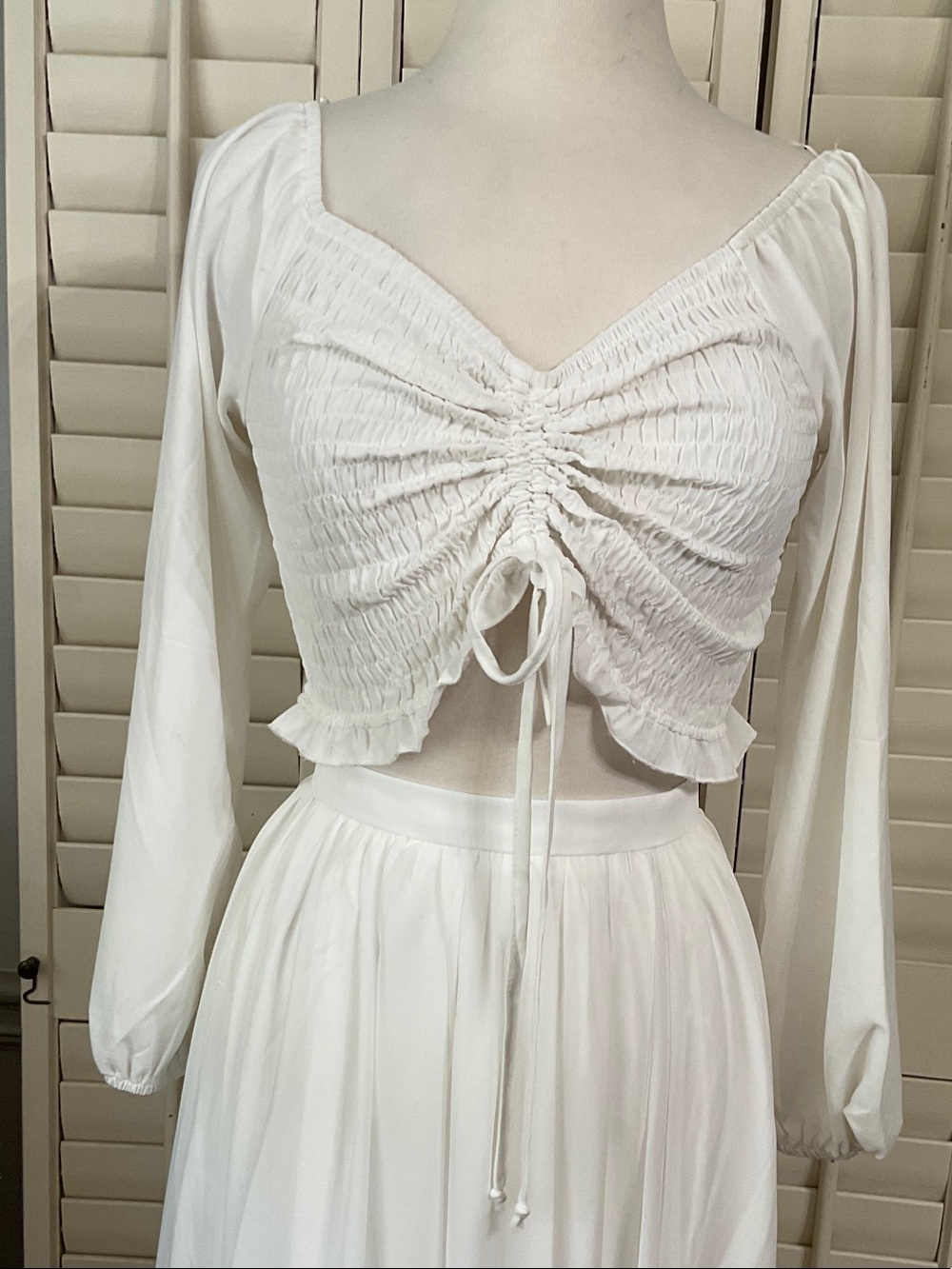 White Ruched Drawstring Long-Sleeve Crop Top